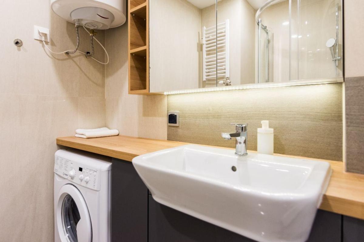 Luxury Apartments Nearto Main Square Krakau Buitenkant foto